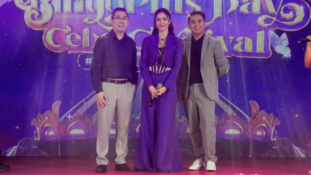 BingoPlus executives with Kim Chiu during Cebu Carnival event
