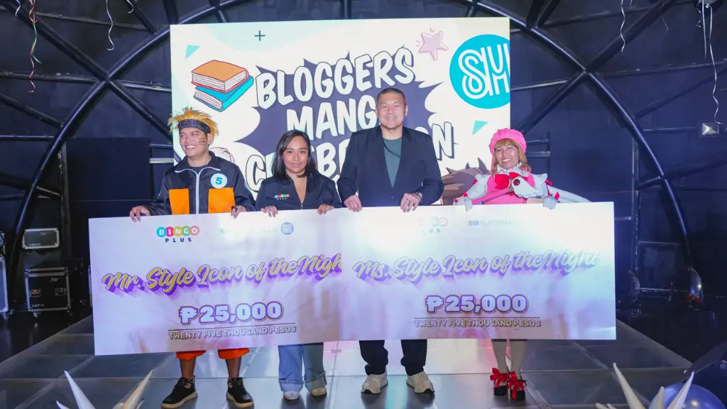 Mr. & Ms. Style Icon of the Night being awarded by BingoPlus.