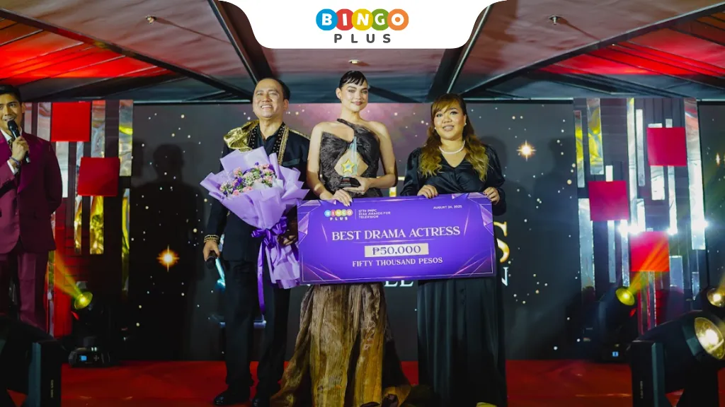 Rhian Ramos accepting the Best Drama Actress title at the 37th PMPC Star Awards for TV.