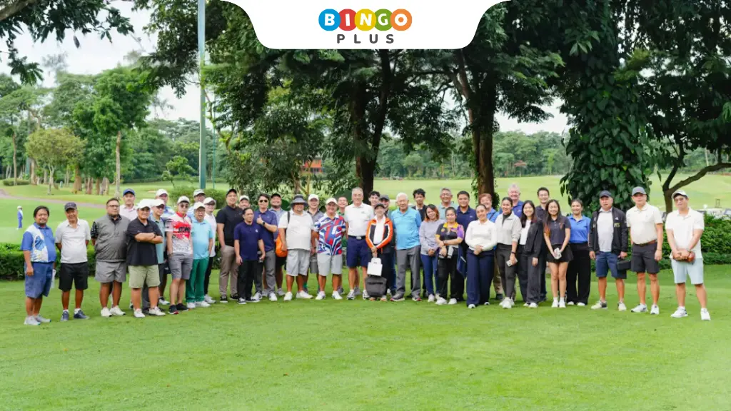 Players and partners of the International Series Philippines presented by BingoPlus on the green at Sta. Elena Golf Club